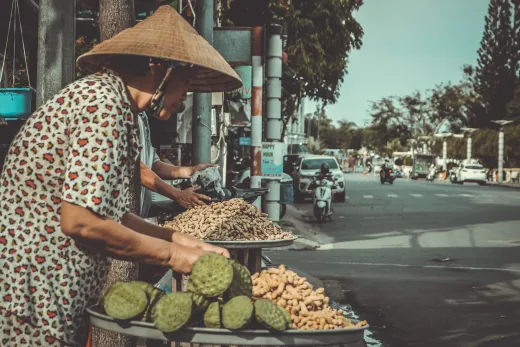 What Is a Vendor? Meaning, Types and Benefits