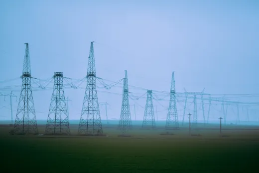 How to Find and Evaluate Power Suppliers